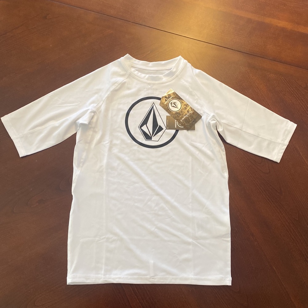 NEW Youth swim shirt Volcom ⚪️